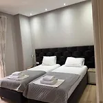 Great Alexander Apartment *