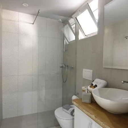 Apartment Great Alexander