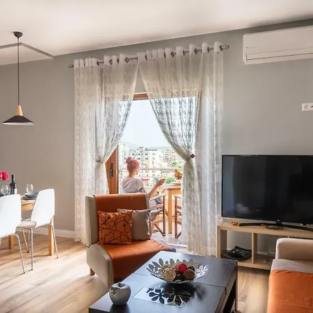 Apartment Great Alexander